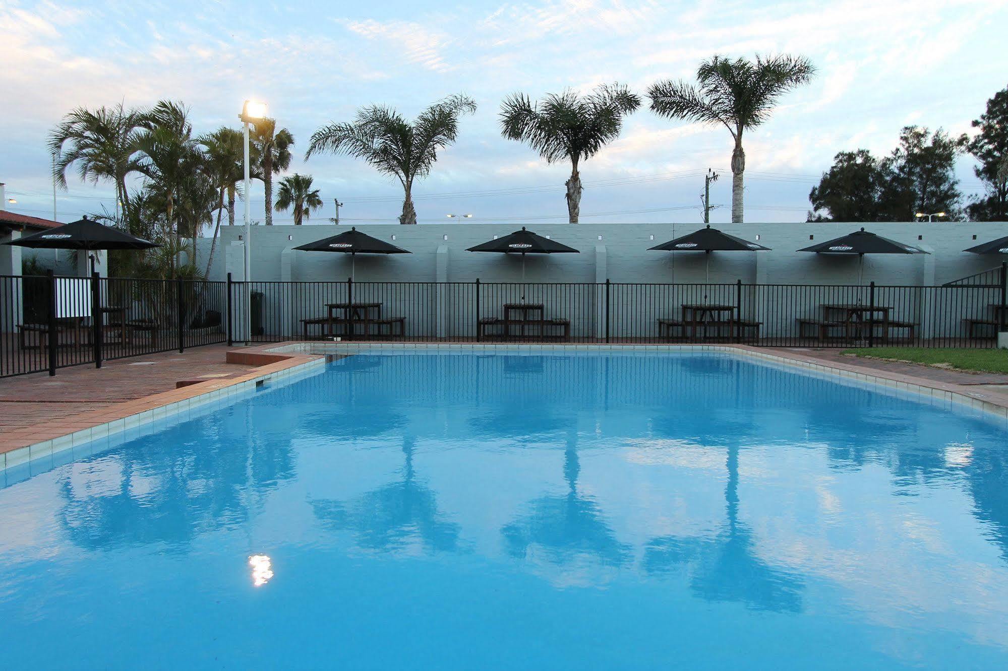 Nightcap At Wintersun Hotel Geraldton Dış mekan fotoğraf